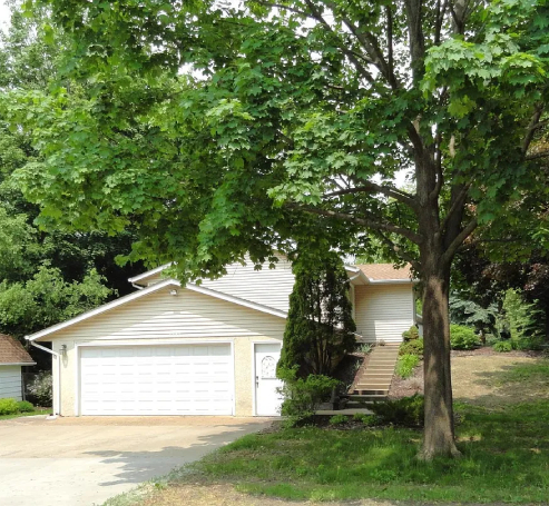 Comfortable room at TrueHaven Assisted Living